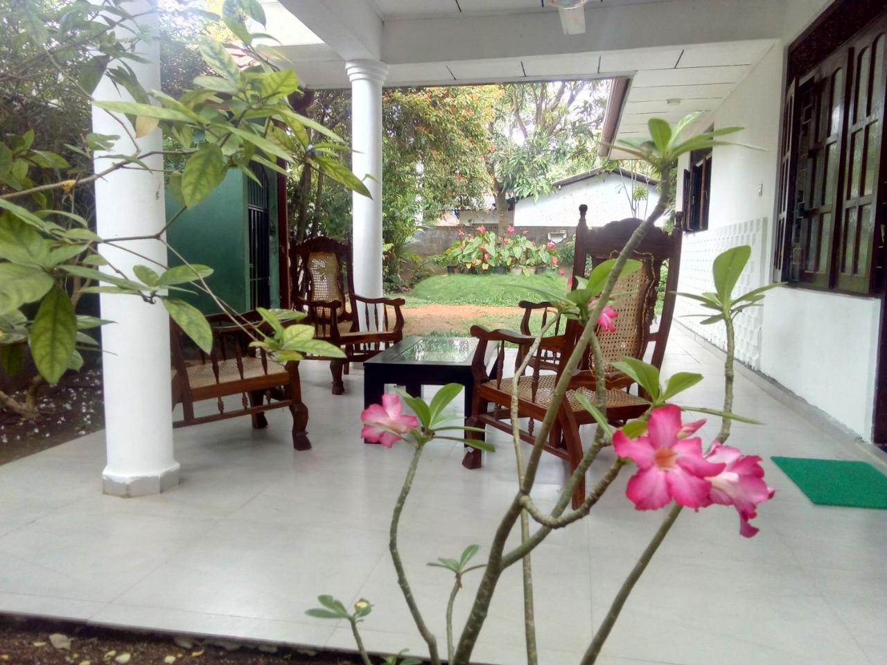 Ceylon Hostel-Galle Unawatuna Zewnętrze zdjęcie